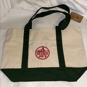BRAND NEW ITEM NWT Trader Joe's Large Green Canvas Tote Bag